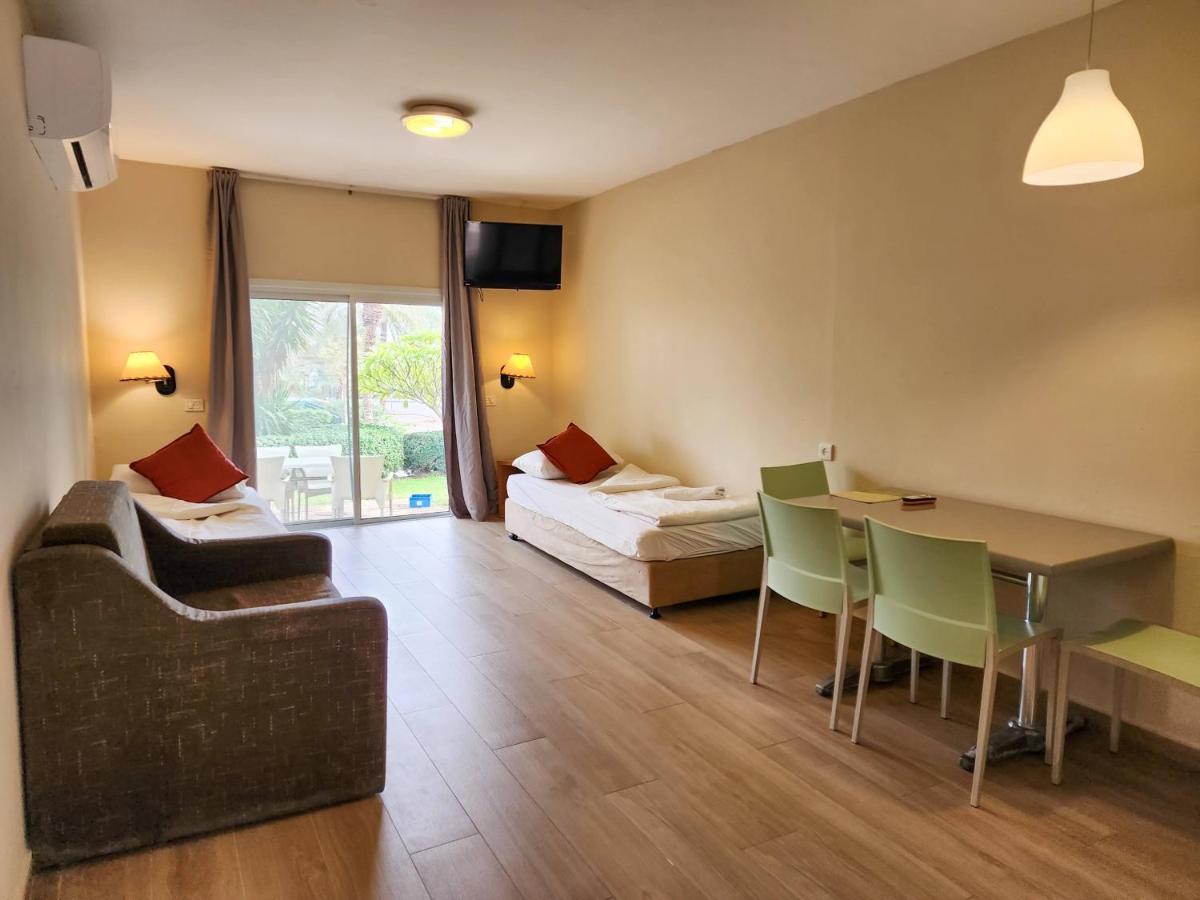 כפר נופש קלי"ה ים המלח Hotel Kalia  Exterior foto