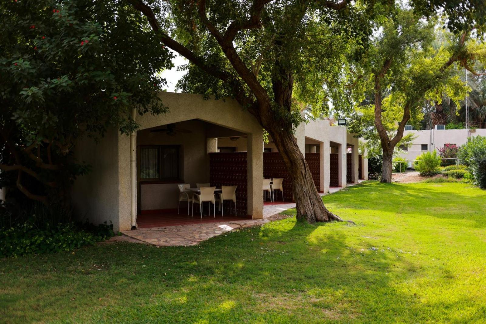 כפר נופש קלי"ה ים המלח Hotel Kalia  Exterior foto