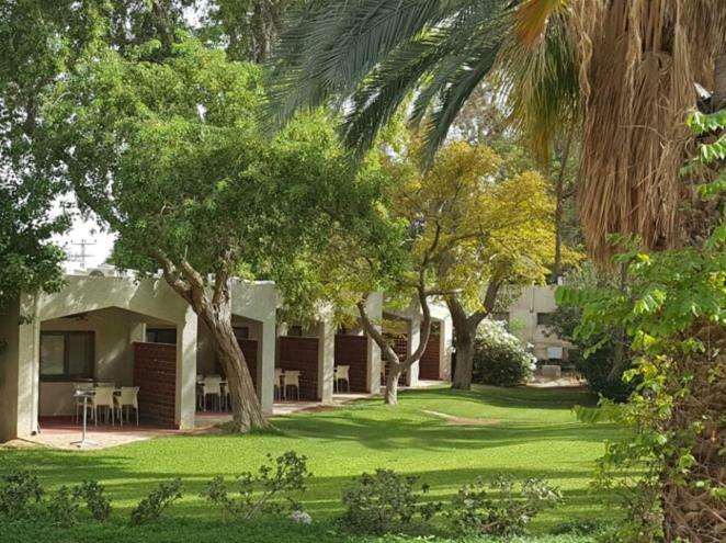 כפר נופש קלי"ה ים המלח Hotel Kalia  Exterior foto